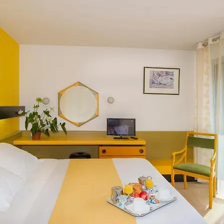 Hotel Urbain V Mende